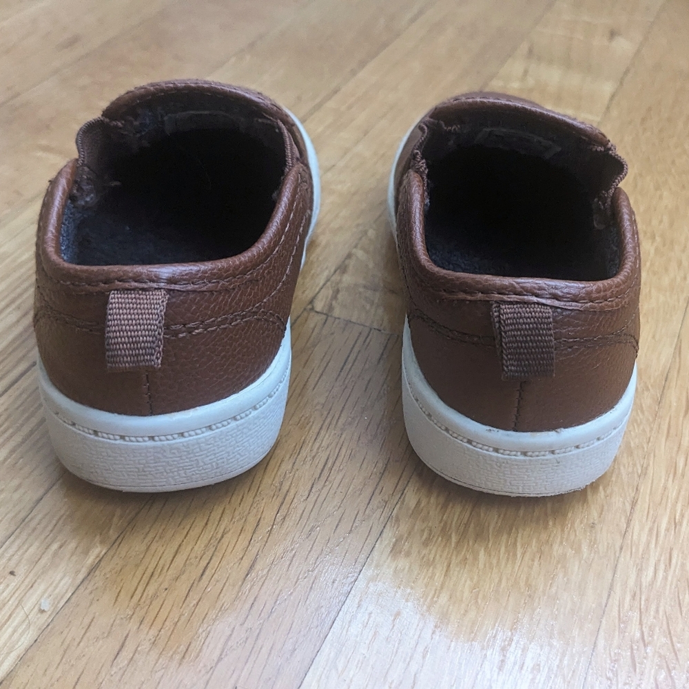 Carter's Ricky Style Toddler Boy Brown Dress Shoe. Size 7 - Picture 5 of 9